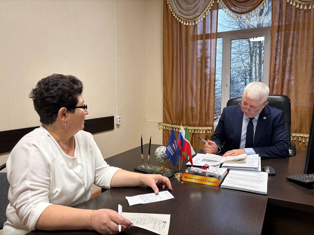 Руководители Дрожжановского района РТ поддержали льготную подписку на газеты «Туган як» и «Таван ен»