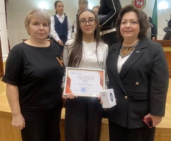 Ученица из Алешкин-Саплыкской школы победила в республиканском конкурсе «Скажем коррупции НЕТ!» с эссе на родном языке