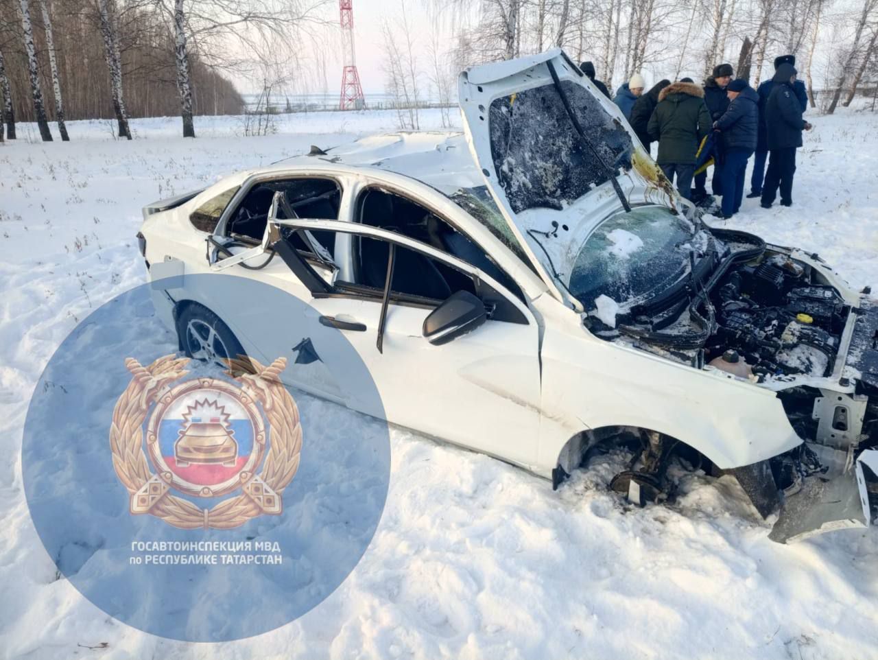 Трагическое ДТП в Дрожжановском районе: водитель погиб после вылета автомобиля в кювет