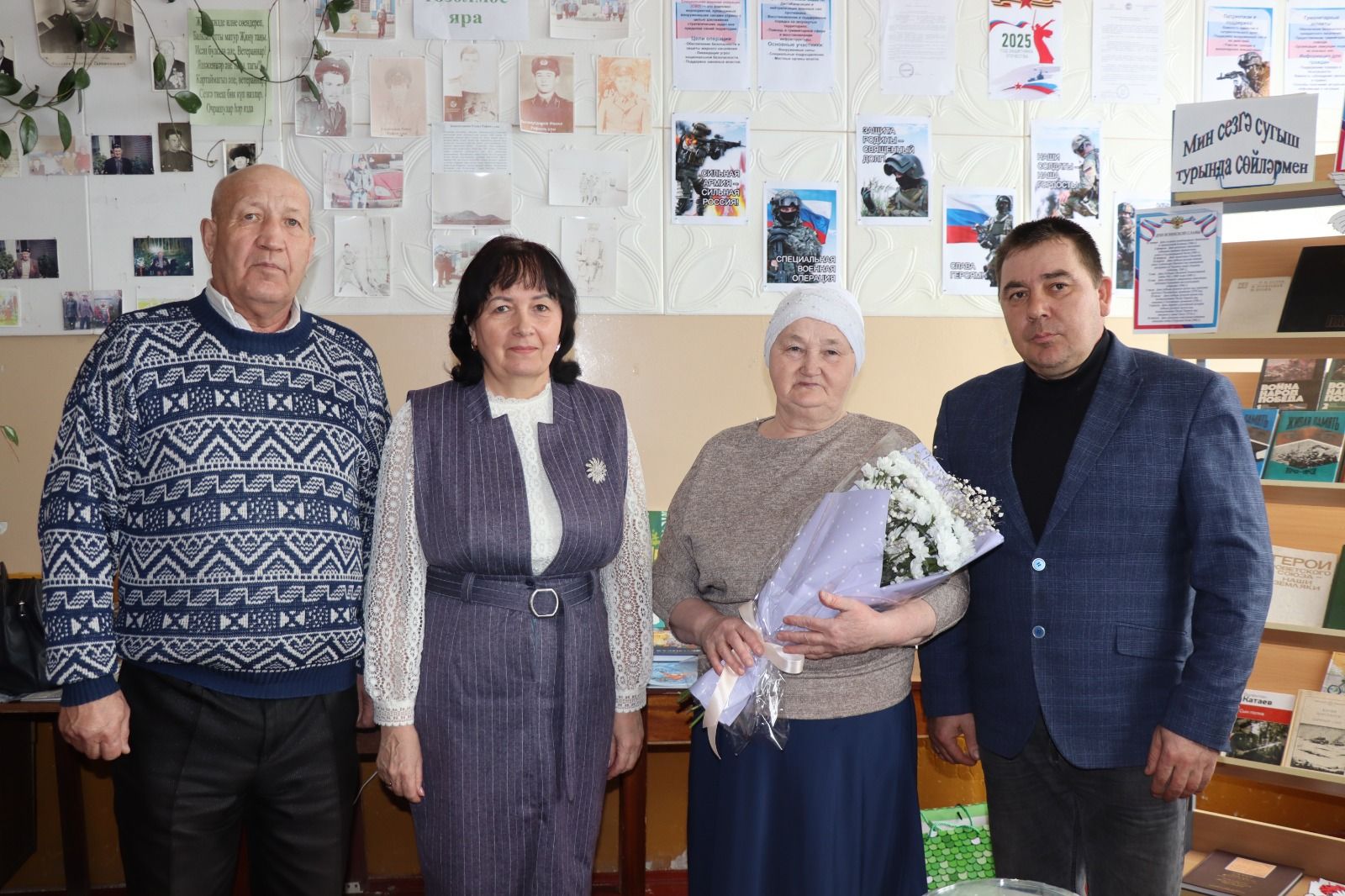 Мунчәли авылында яшәүче Тәскирә Идиятуллинаны юбилее белән котладылар