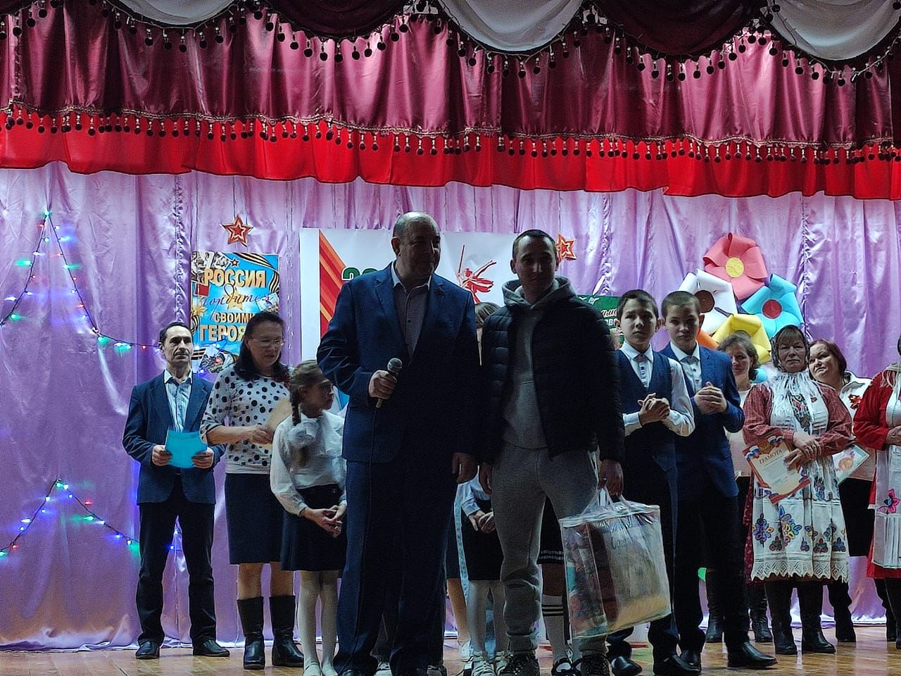 Творчество во имя Победы: в селе Новое Ильмово состоялся отчетный концерт