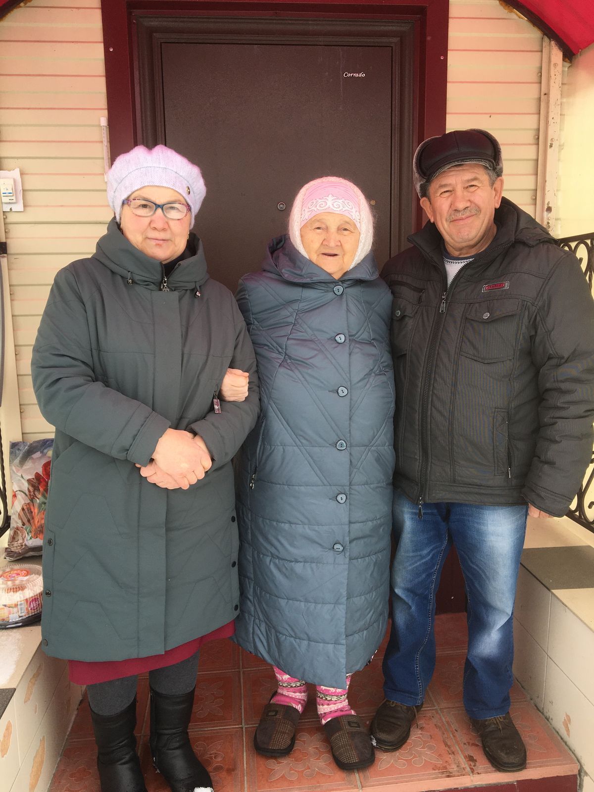 Ветераны Дрожжановского района поздравили матерей погибших воинов с 8 Марта