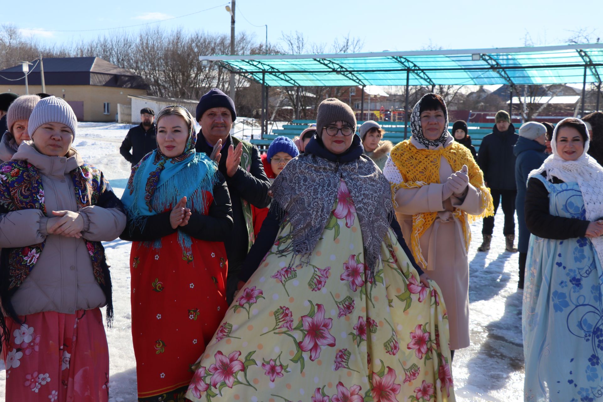 Широкая Масленица в Дрожжановском районе: блины, хороводы и проводы зимы