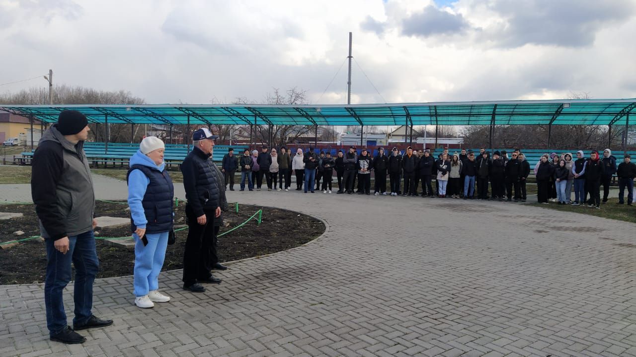 Шагаем вместе: дрожжановцы поддержали всероссийскую акцию «10 000 шагов к жизни»