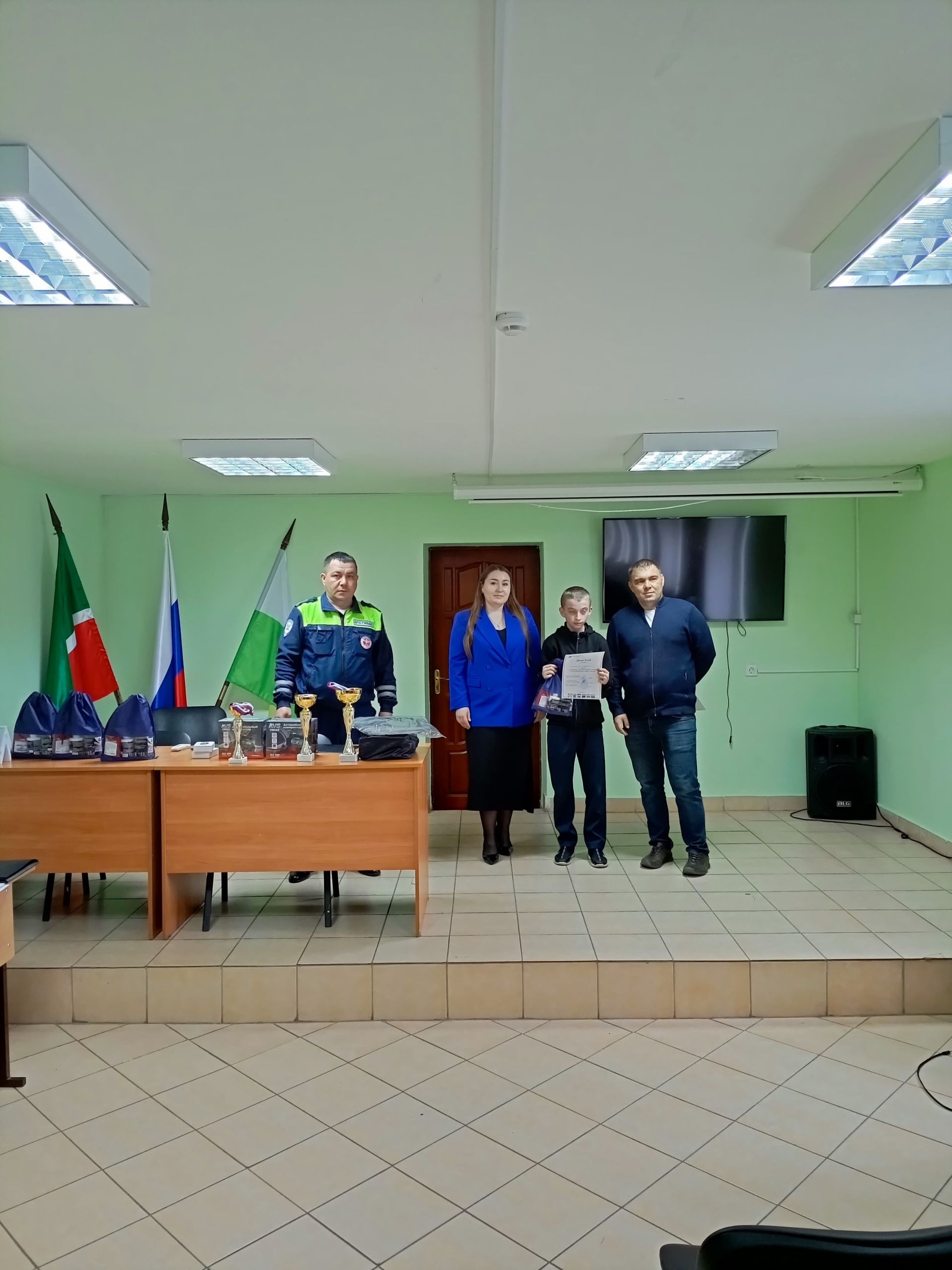 В Дрожжановском техникуме прошел конкурс по автомногоборью среди студентов