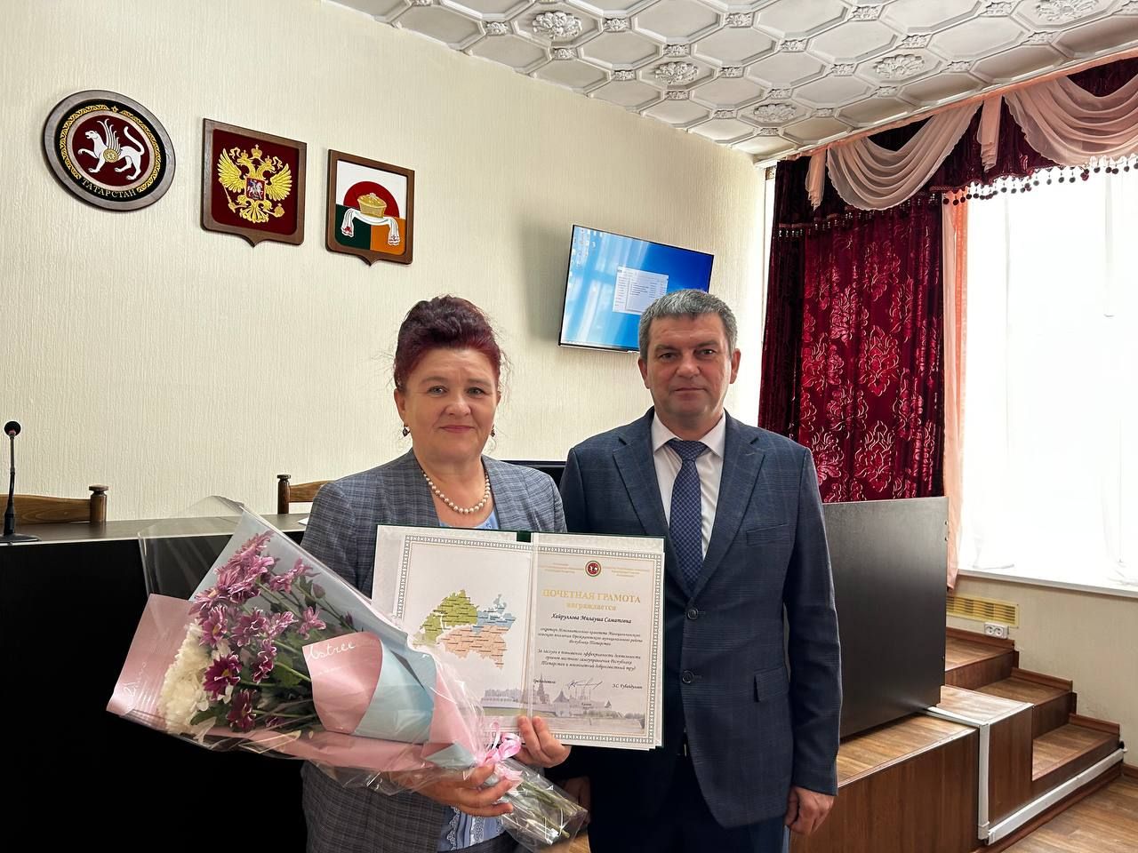 Ко Дню местного самоуправления в Дрожжановском районе РТ вручили награды