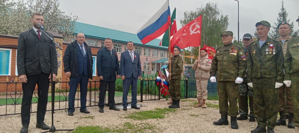 Чтобы помнили: в селе Новое Ильмово Дрожжановского района РТ почтили память героев войны