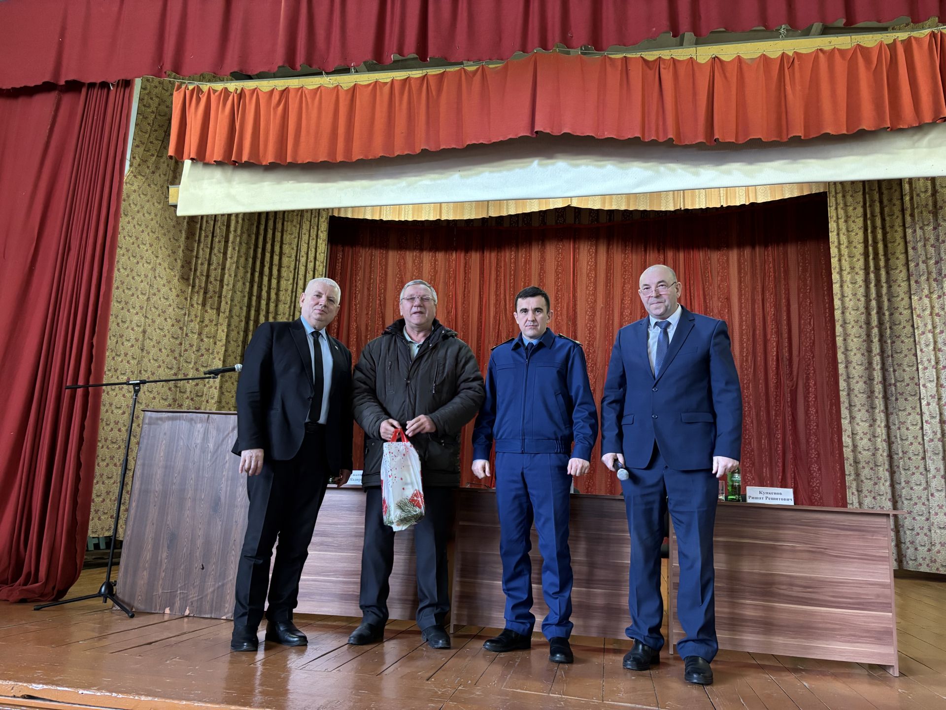 В Дрожжановском районе  начался цикл отчетных собраний граждан