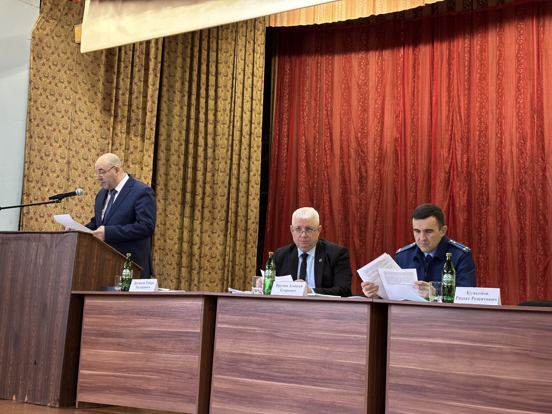В Дрожжановском районе  начался цикл отчетных собраний граждан