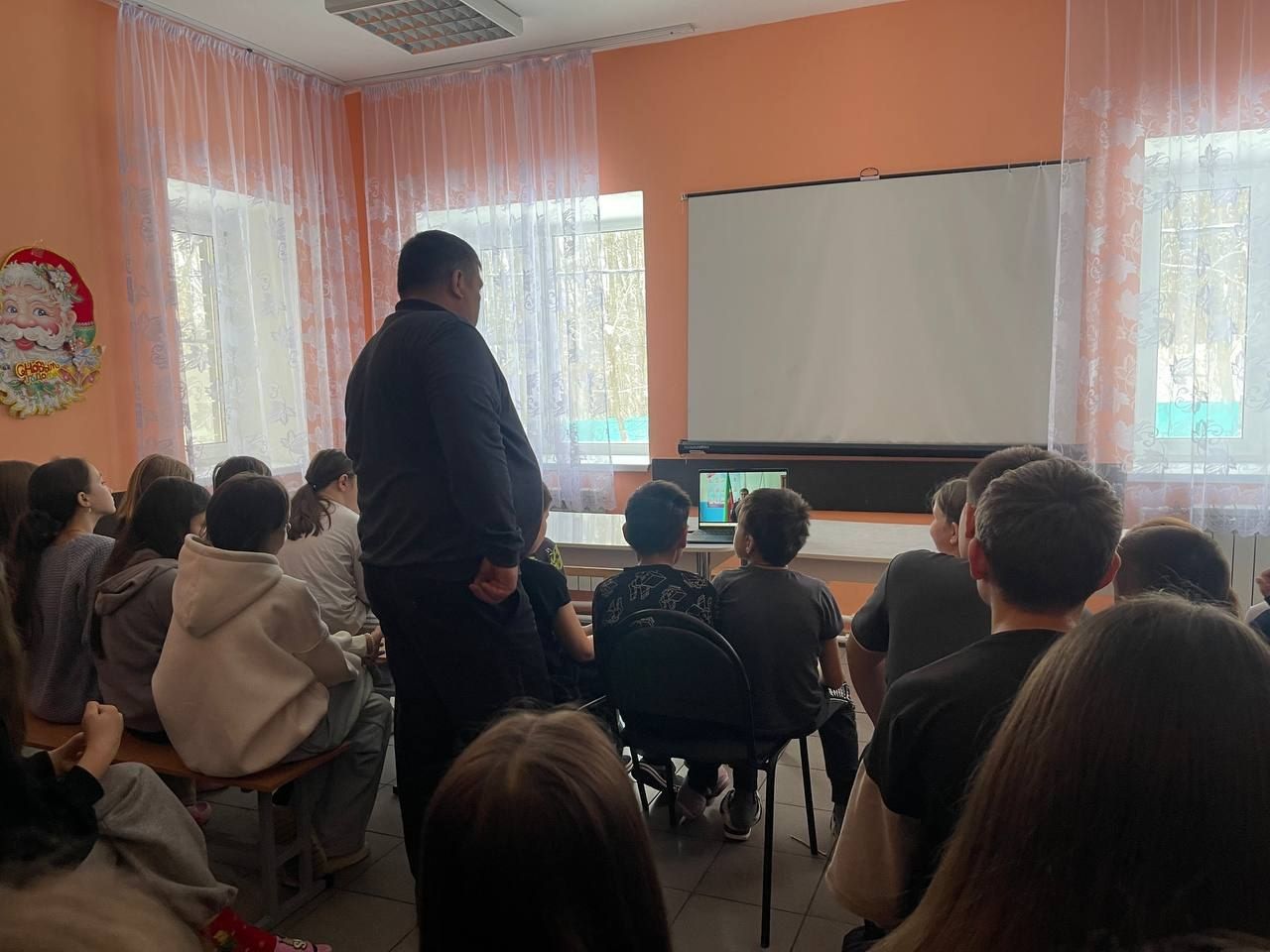 Патриотическую встречу ветераны боевых действий провели с молодежью в лагере «Чайка» Дрожжановского района