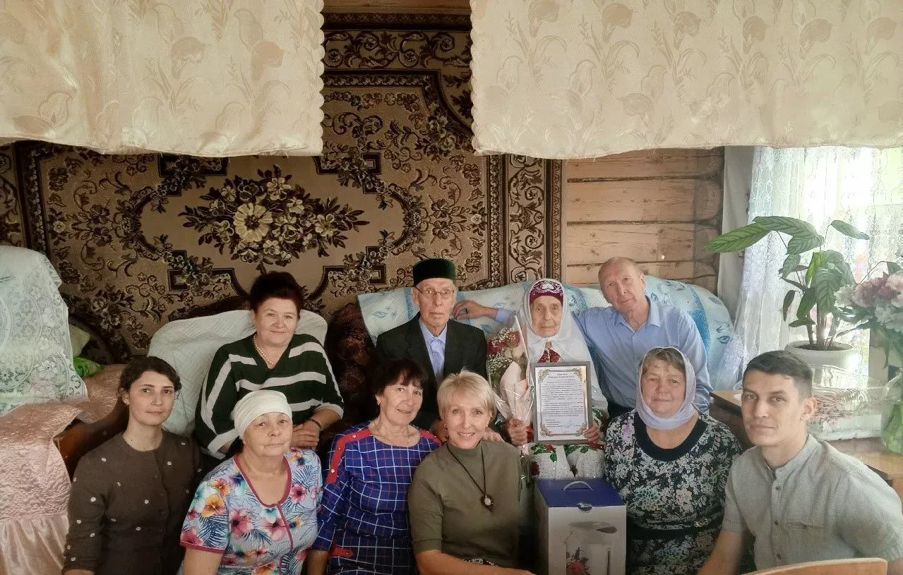 Жительница Малой Цильны Илхамия Сабитова отметила 90-летний юбилей