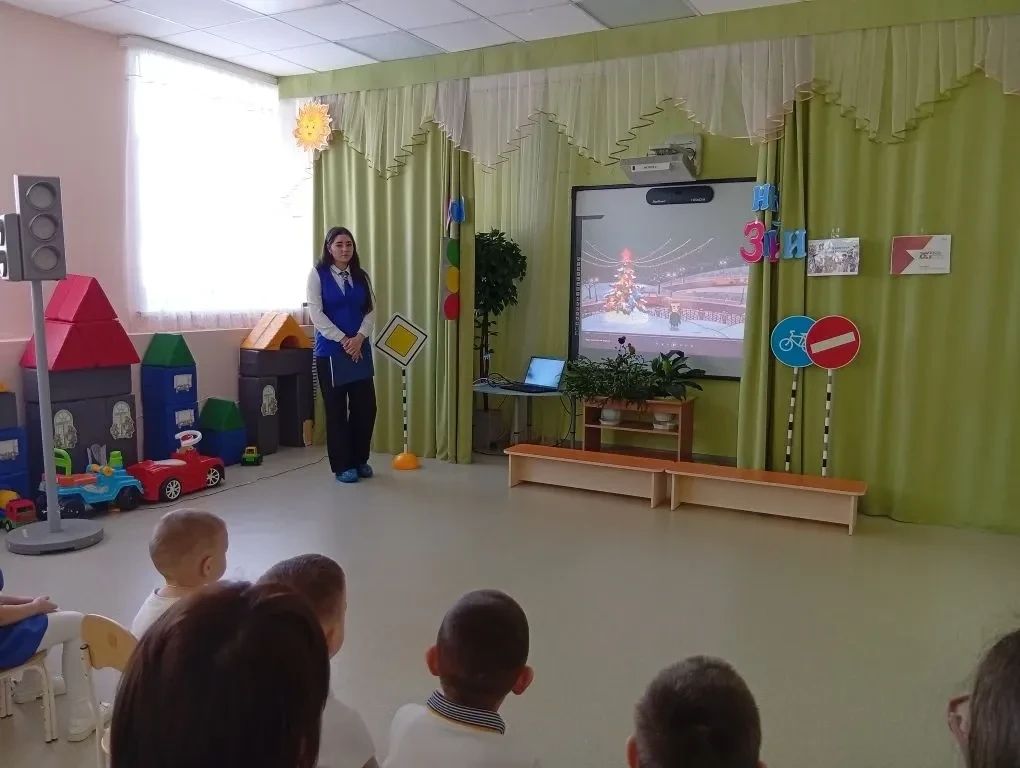 В детском саду «Ивушка» Дрожжановского района прошёл урок безопасности дорожного движения
