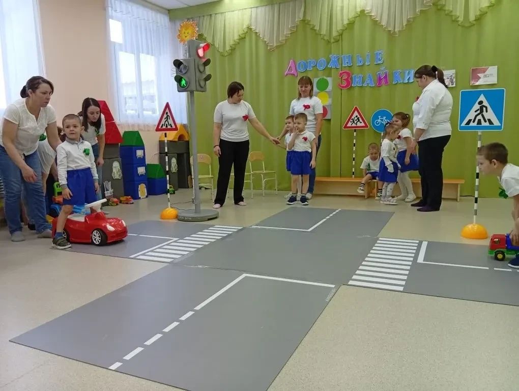 В детском саду «Ивушка» Дрожжановского района прошёл урок безопасности дорожного движения