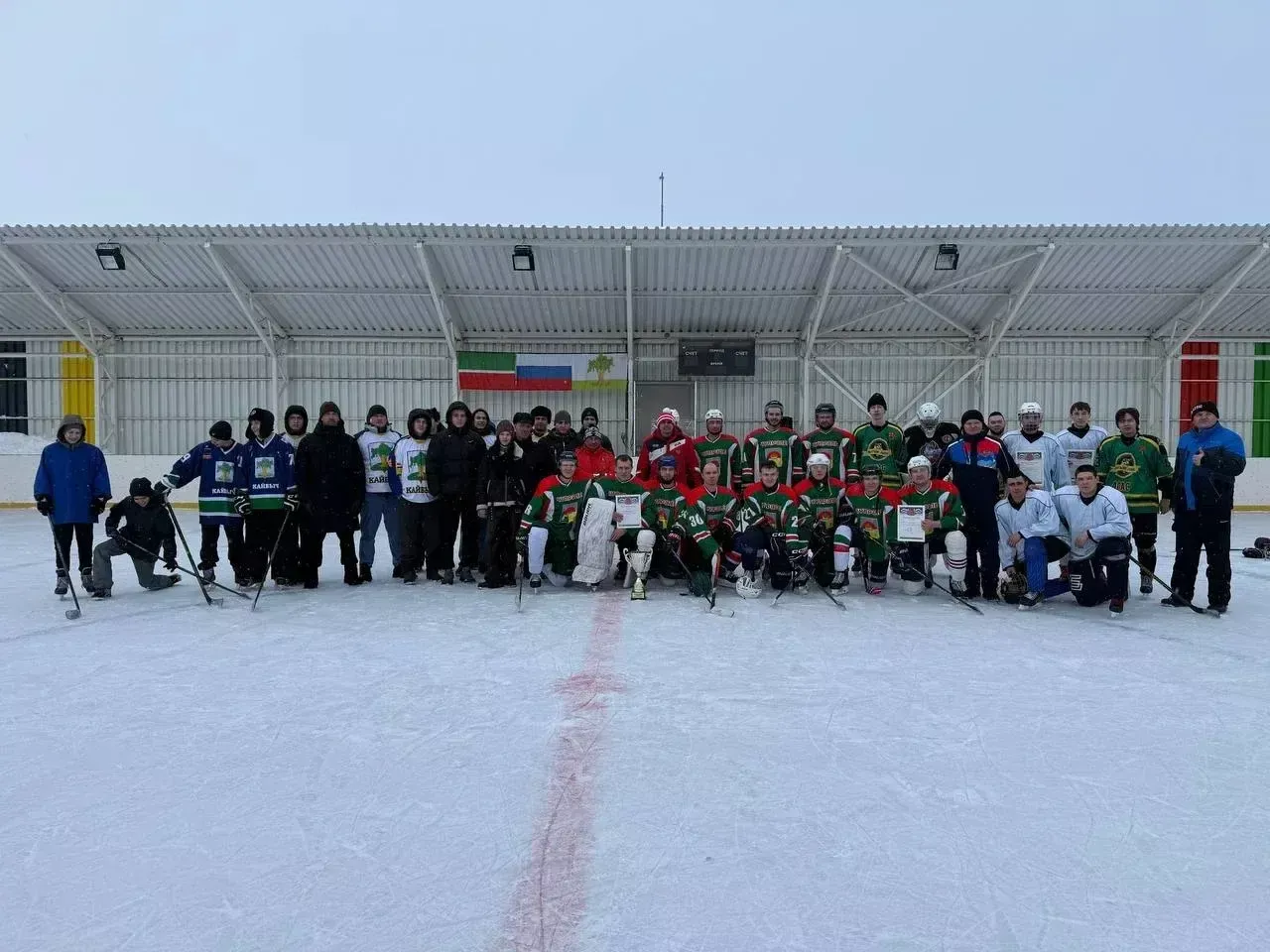 Команда хоккеистов Дрожжановского района выиграла переходящий Кубок в Кайбицком районе