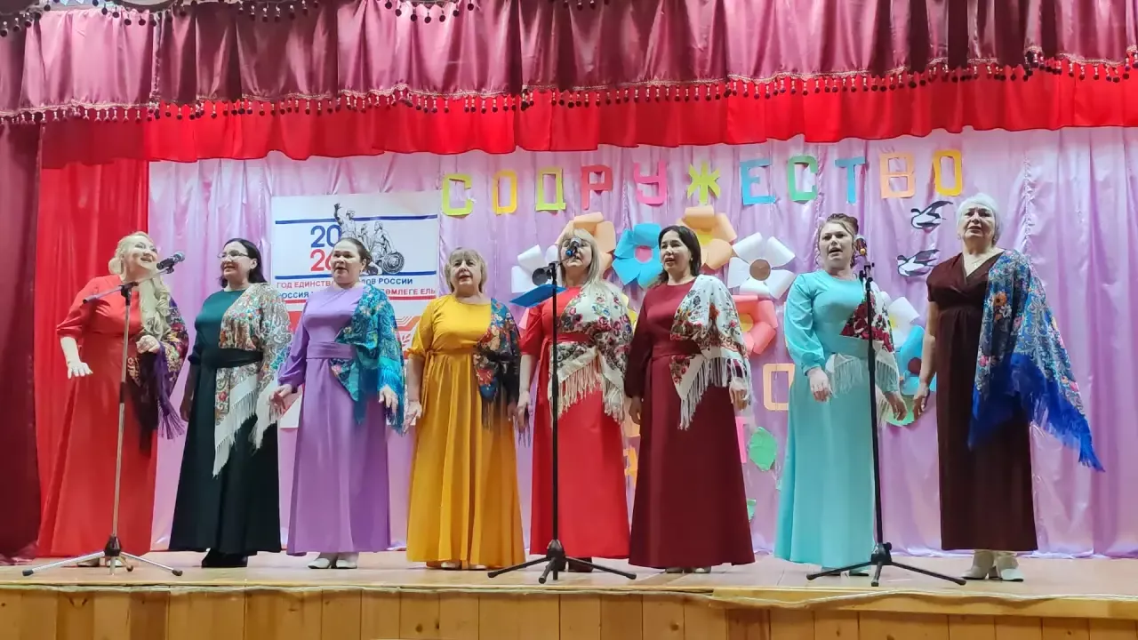 В Новоильмовском клубе Дрожжановского района прошел фестиваль «Содружество талантов»