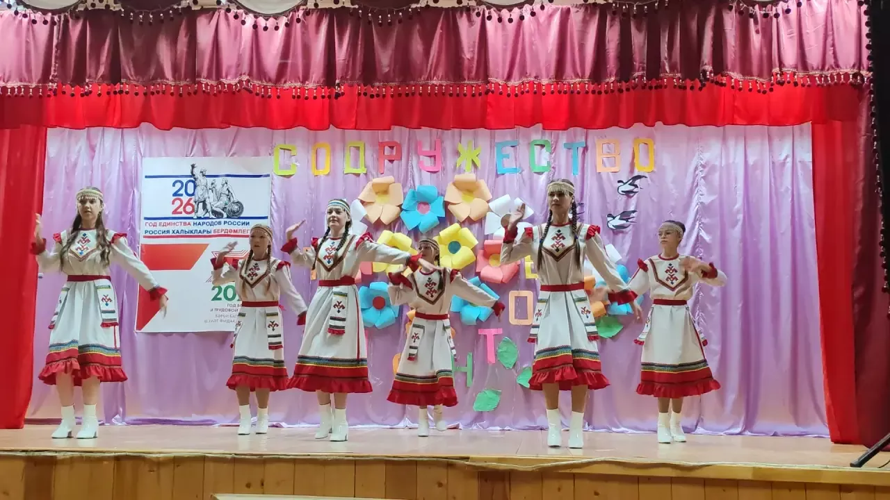 В Новоильмовском клубе Дрожжановского района прошел фестиваль «Содружество талантов»