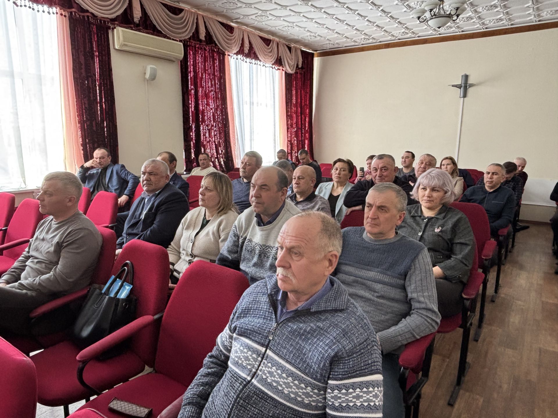 В Дрожжановском районе обсудили меры по защите скота от опасных заболеваний