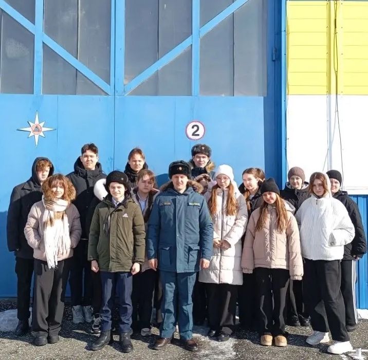 Один день в части: дрожжановские лицеисты побывали в гостях у пожарных