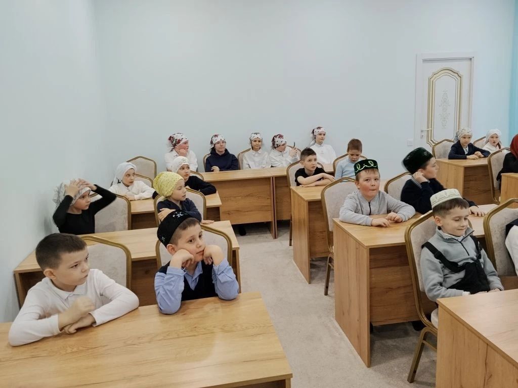 В Дрожжановском районе стартовал республиканский проект «Без туган телне өйрәнәбез!»