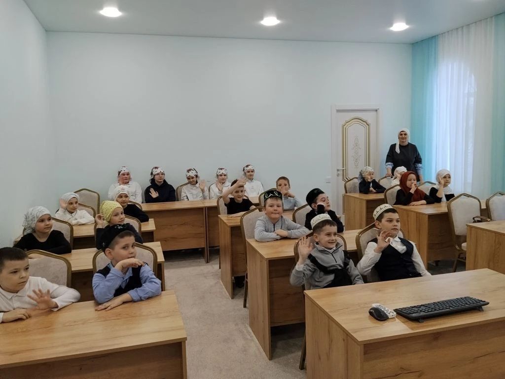 В Дрожжановском районе стартовал республиканский проект «Без туган телне өйрәнәбез!»