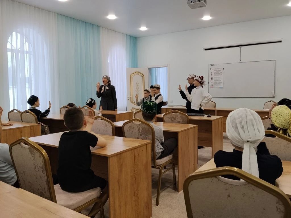 В Дрожжановском районе стартовал республиканский проект «Без туган телне өйрәнәбез!»