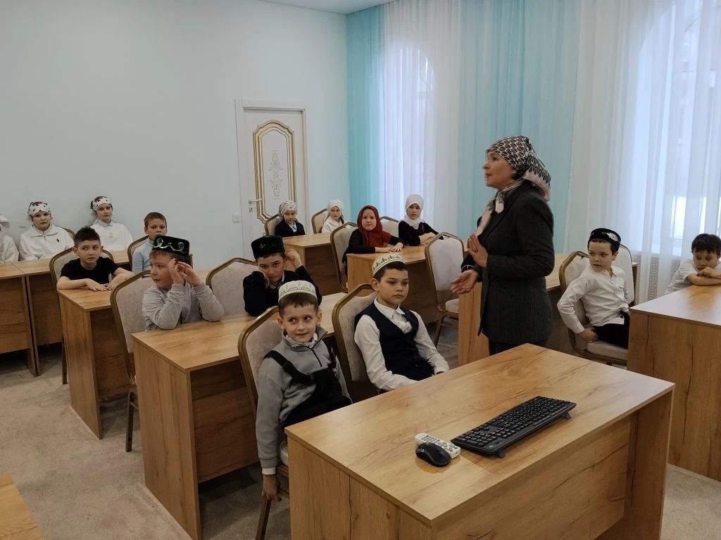 В Дрожжановском районе стартовал республиканский проект «Без туган телне өйрәнәбез!»