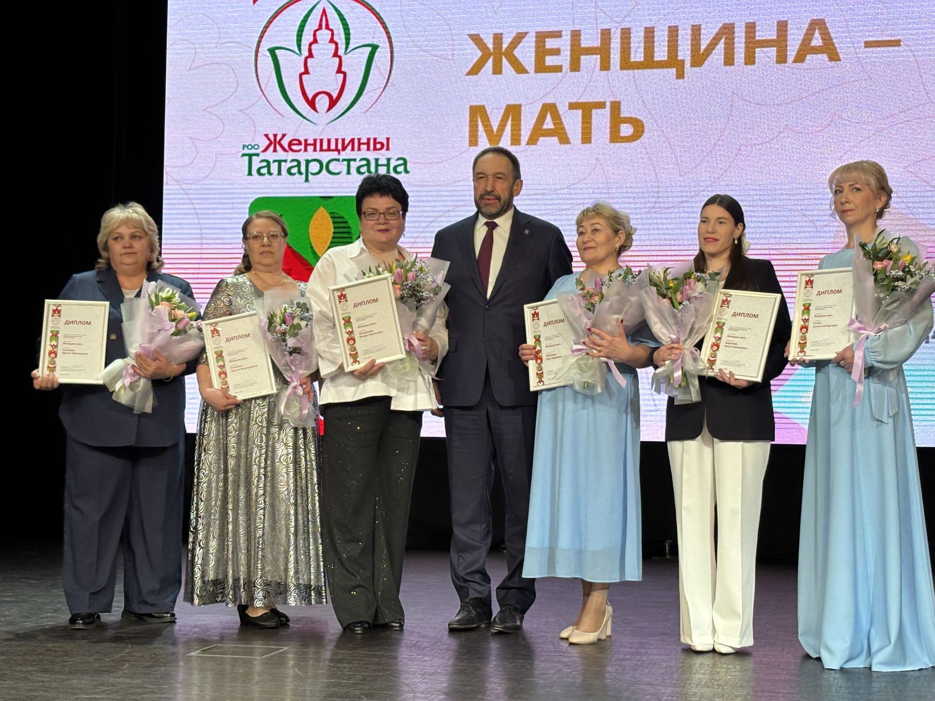 «Мать троих героев»: Вера Портнова из Дрожжановского района стала победителем конкурса «Женщина года»