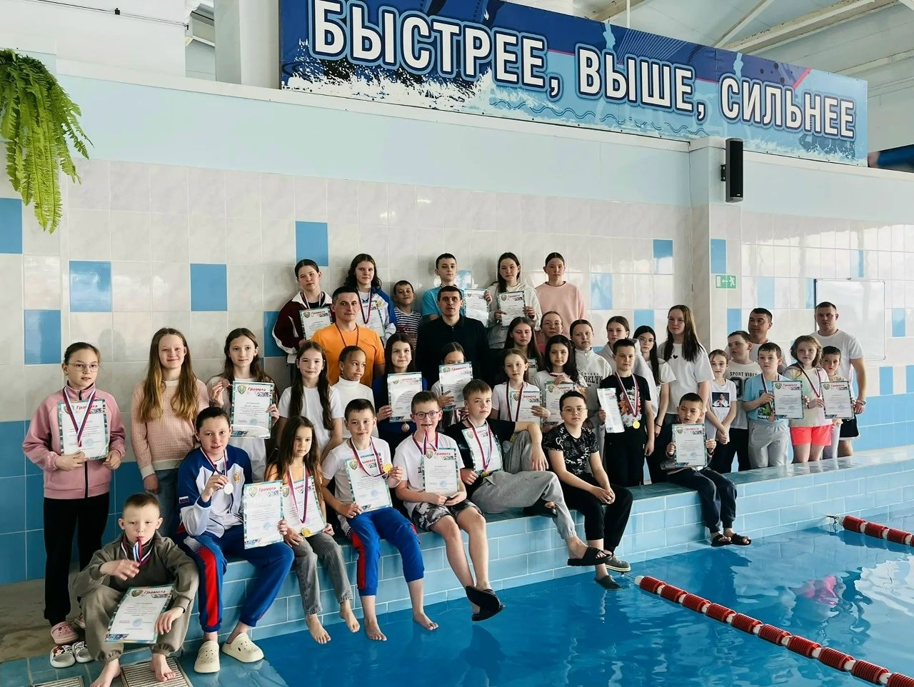 В бассейне “Акчарлак” Дрожжановского района состоялось личное районное первенство по плаванию