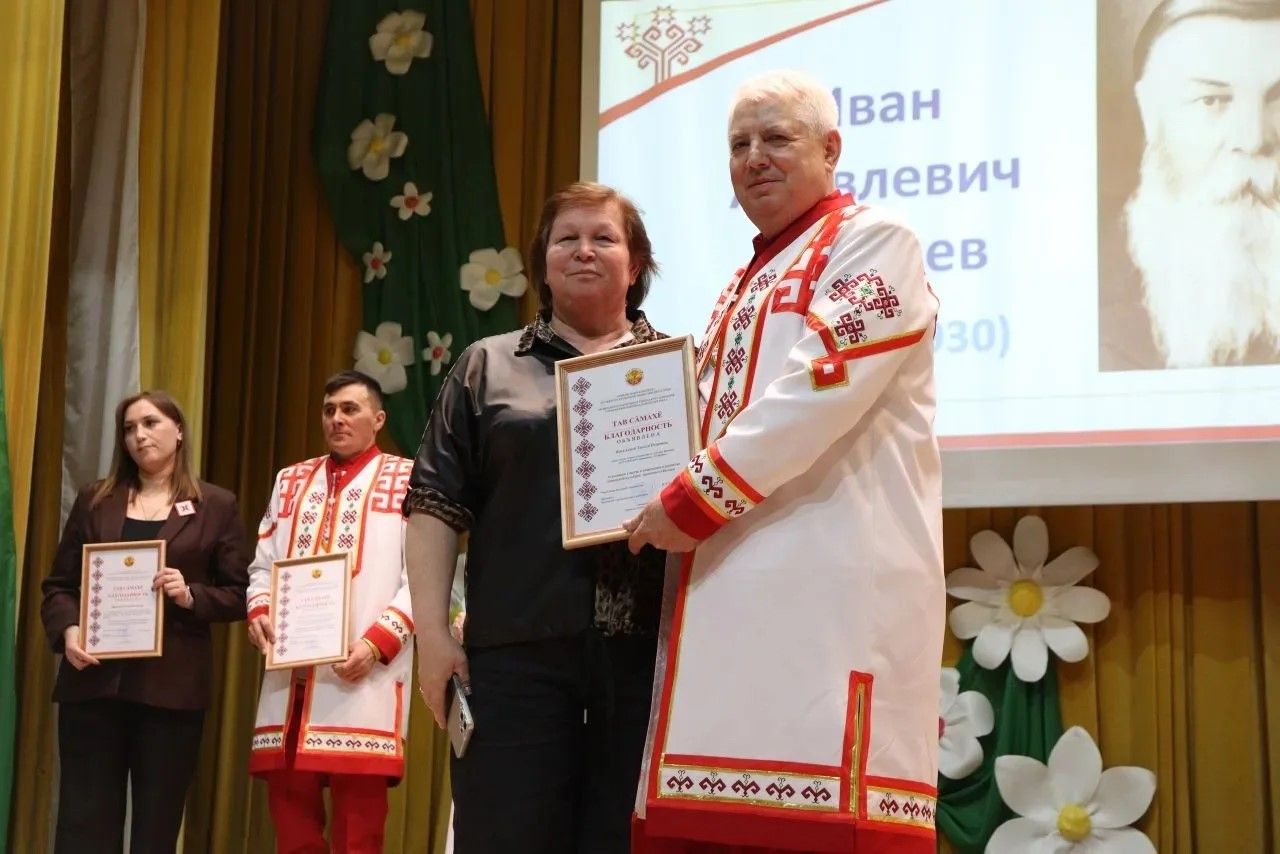В Дрожжановском районе почтили память создателя чувашского букваря Ивана Яковлева