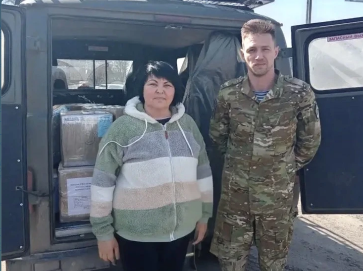 Волонтёры «Огонёк доброты» Дрожжановского района передали гумпомощь в военный госпиталь