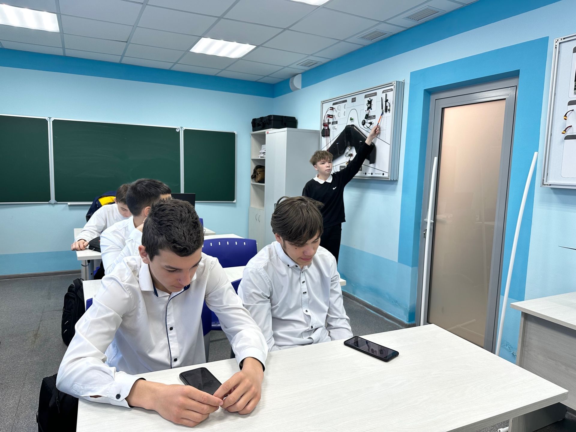 Студенты Дрожжановского района получили свидетельства операторов беспилотников