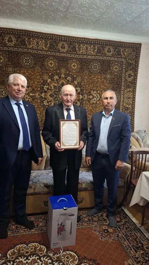 Леонид Мериканов из Дрожжановского района прошел путь от сельского фельдшера до ученого агронома