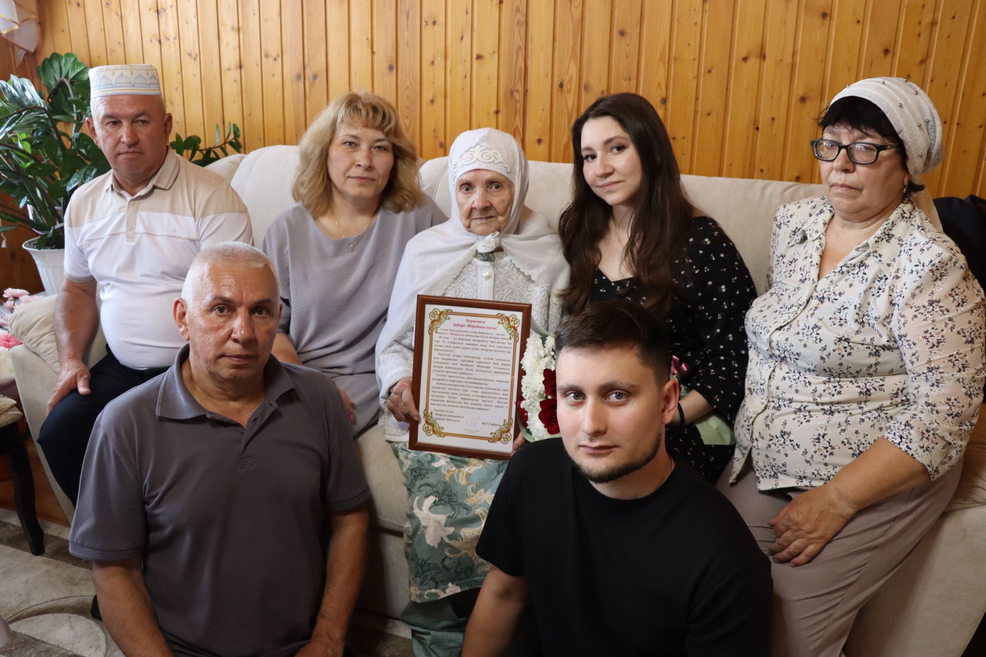 Заһирә Ибраһим кызы Кече Чынлы авылында өлкән бала булып дөньяга килә