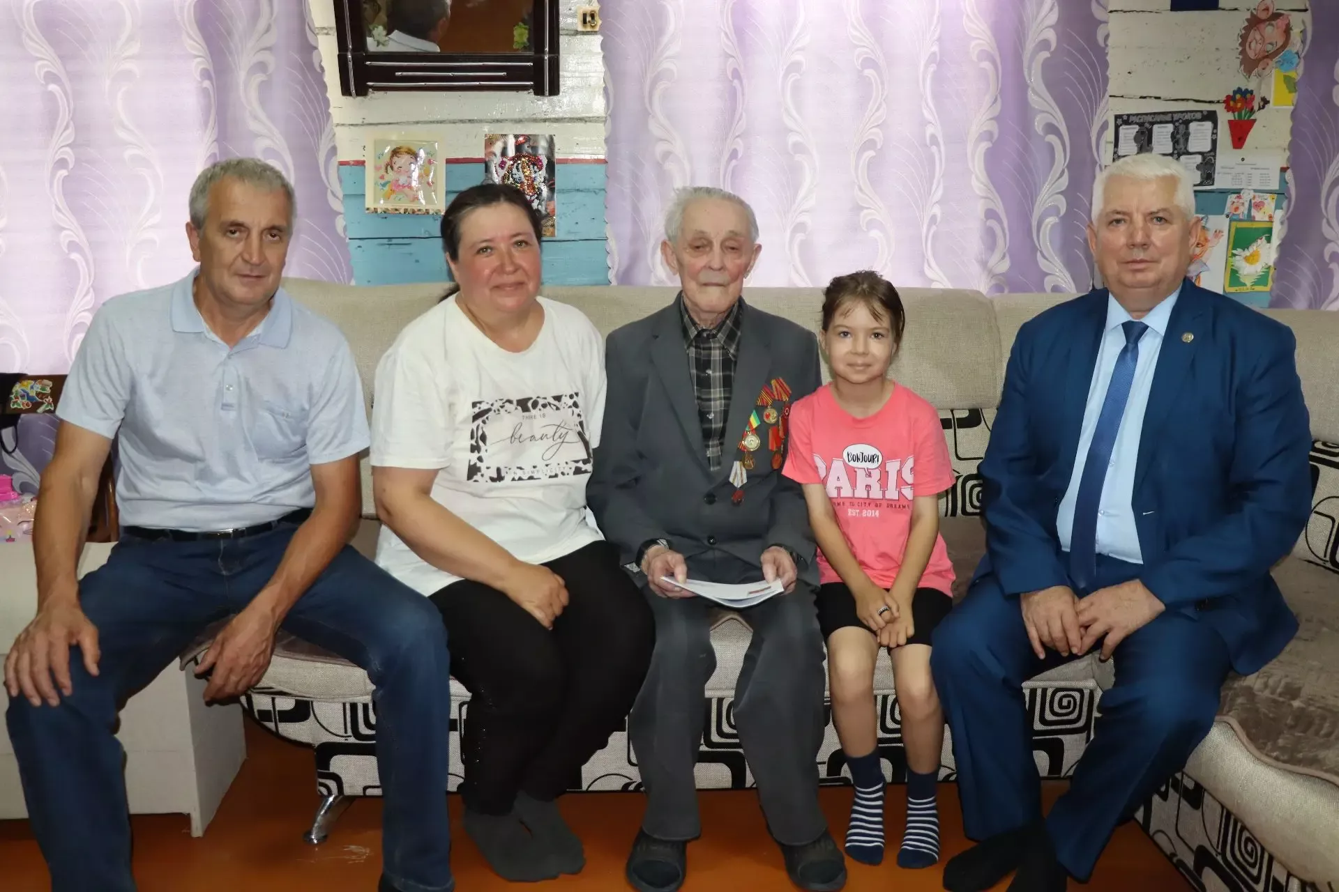 Житель села Малые Убеи Дрожжановского района РТ, труженик тыла отметил свое 97-летие