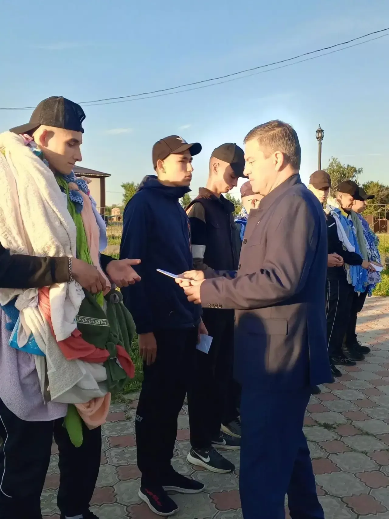 Дрожжановских ребят проводили на службу в армию