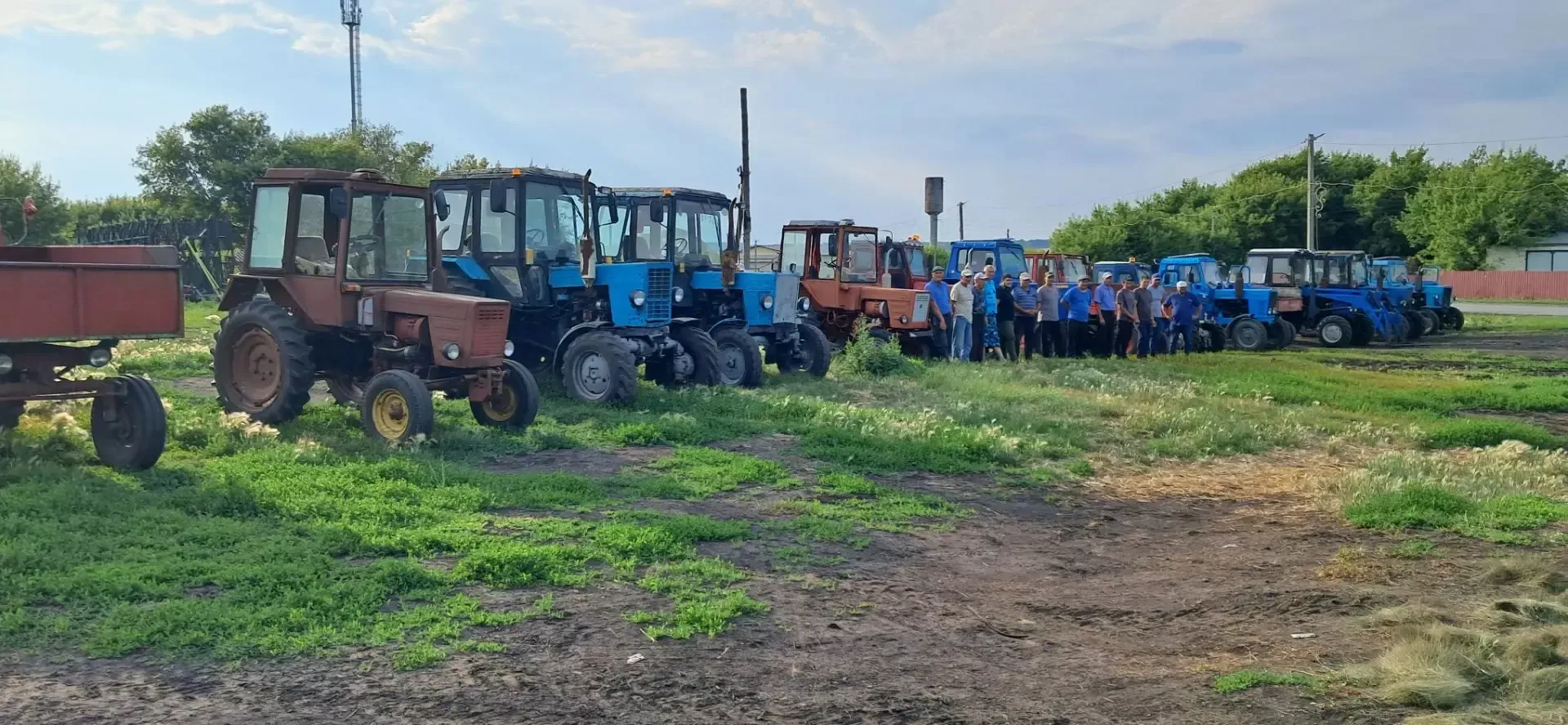 В селе Малая Цильна Дрожжановского района прошел техосмотр самоходных машин физических лиц