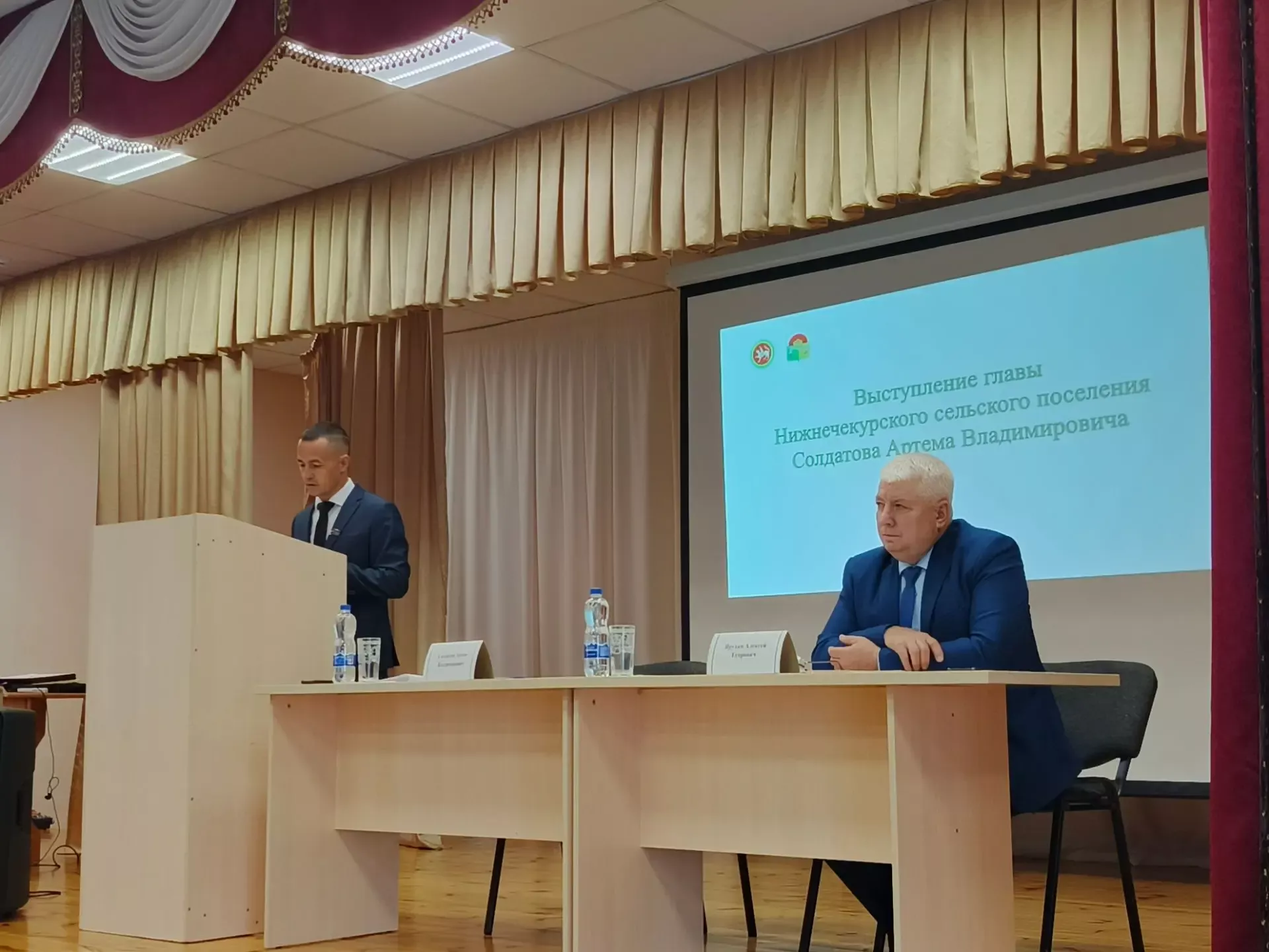 В Нижнечекурском поселении подвели итоги полугодия