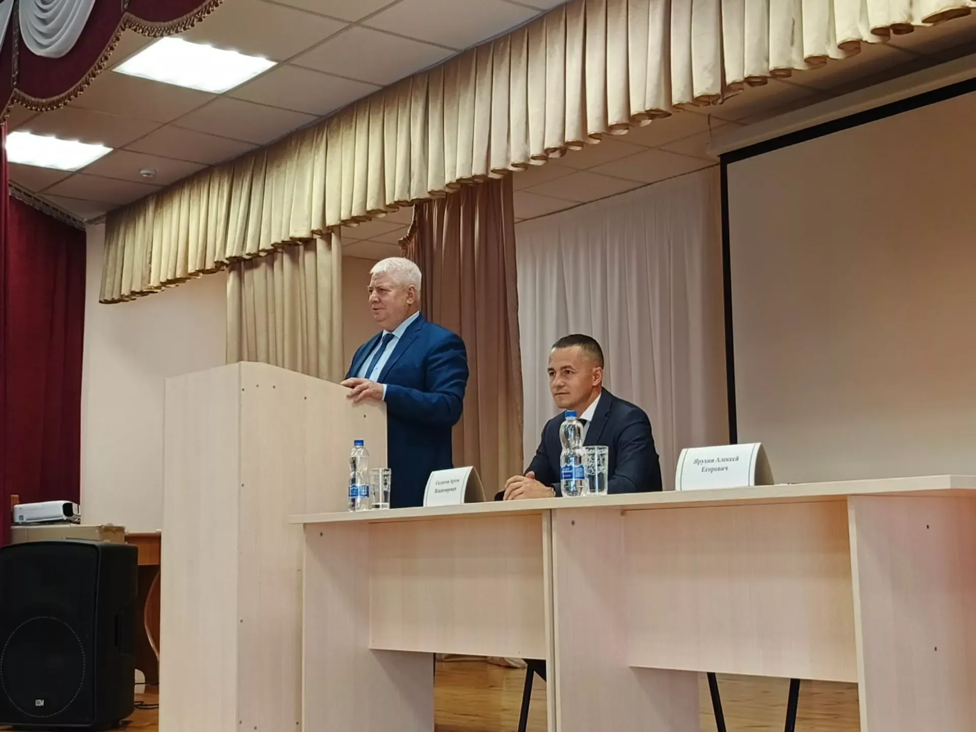 В Нижнечекурском поселении подвели итоги полугодия