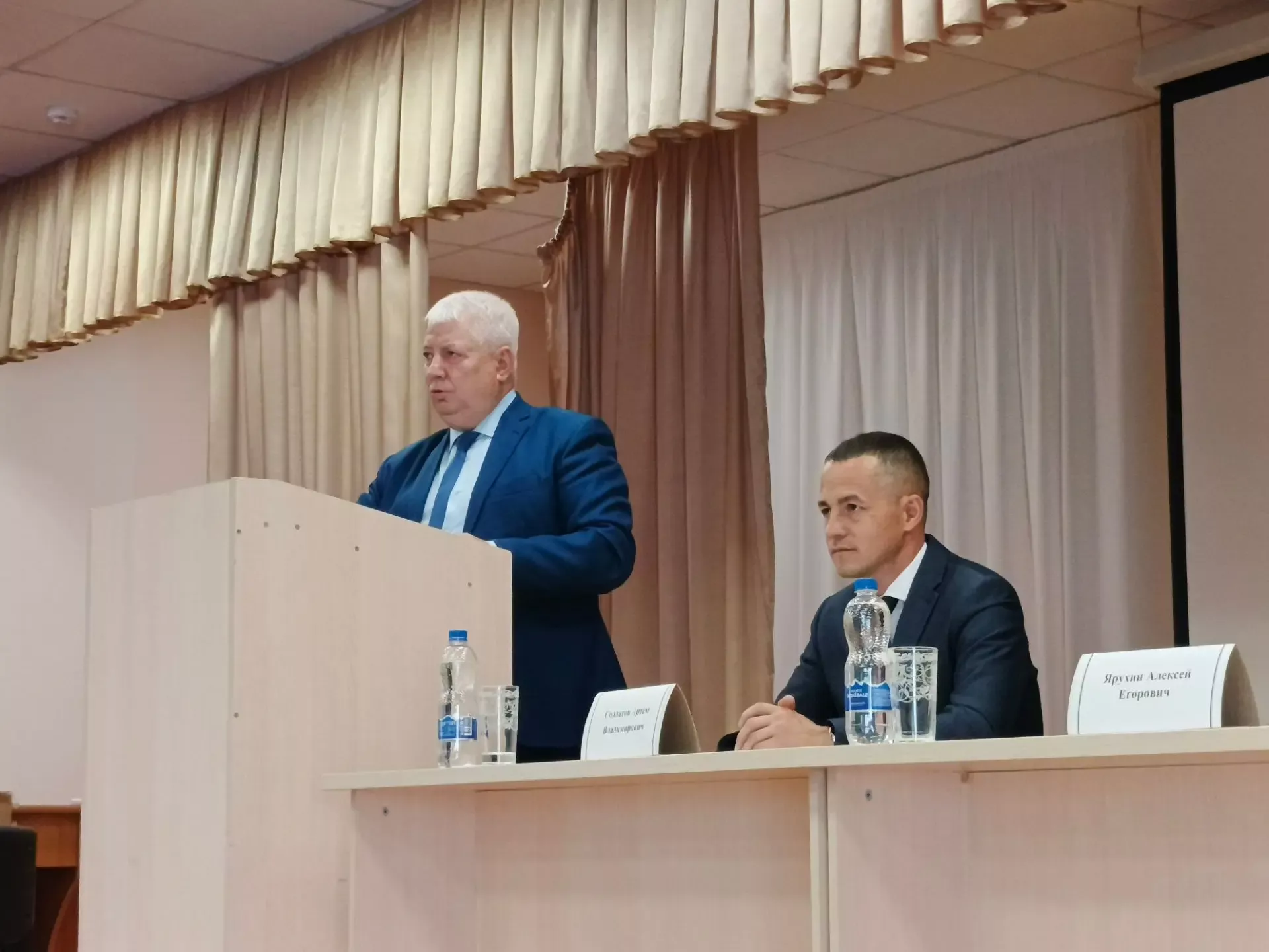 В Нижнечекурском поселении подвели итоги полугодия