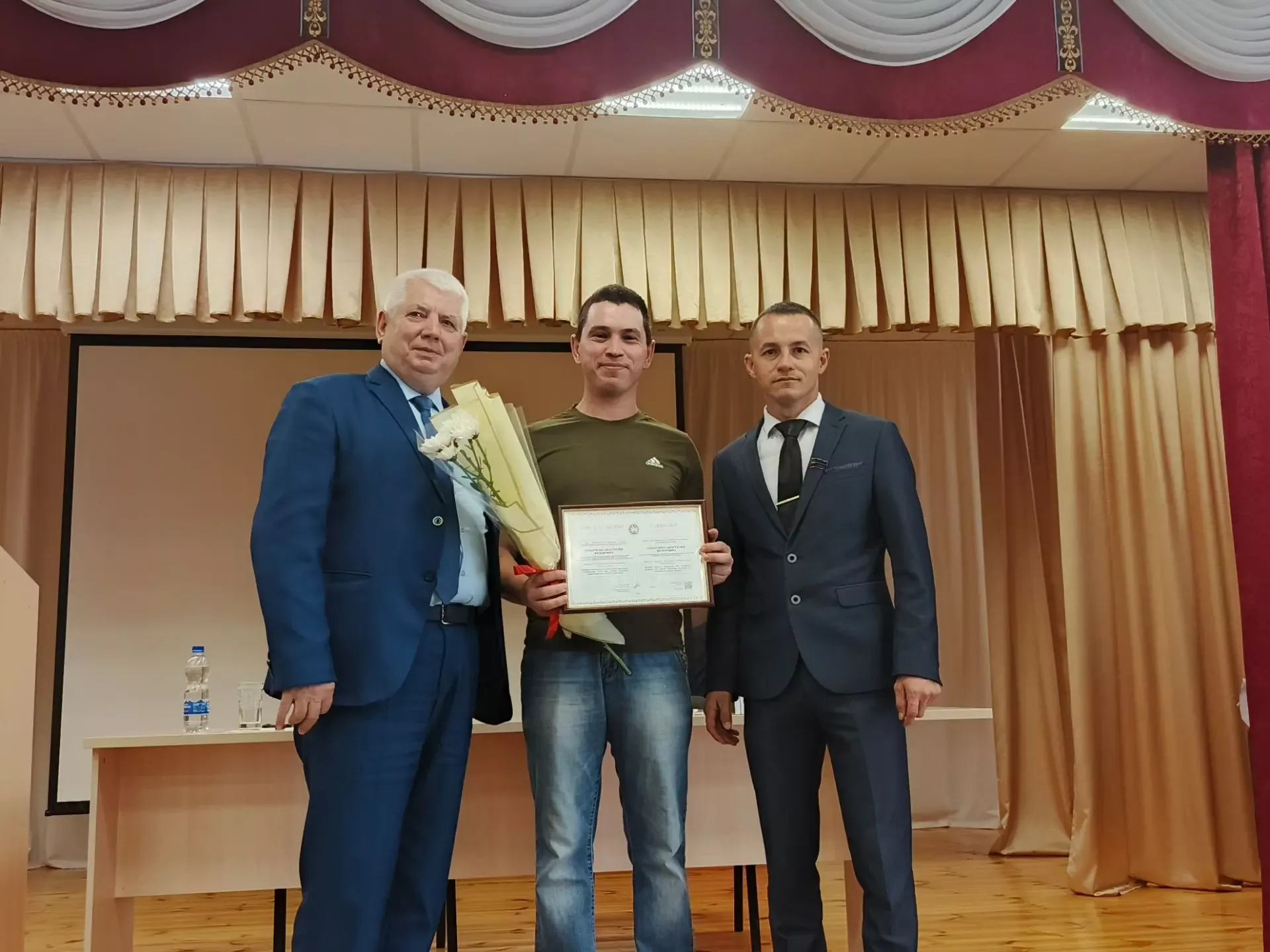 В Нижнечекурском поселении подвели итоги полугодия