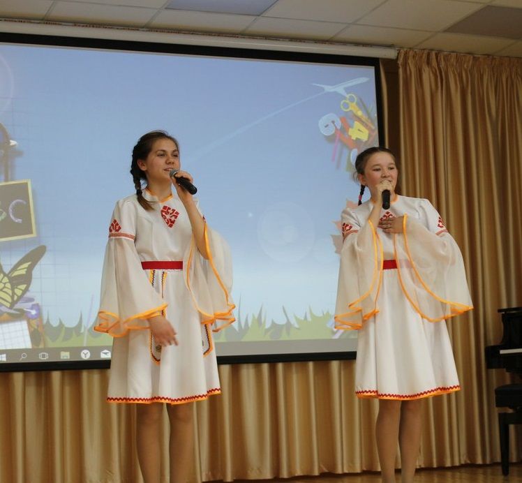 В Дрожжановском районе  прошёл муниципальный этап республиканского детского фестиваля народного творчества "Без бергэ"