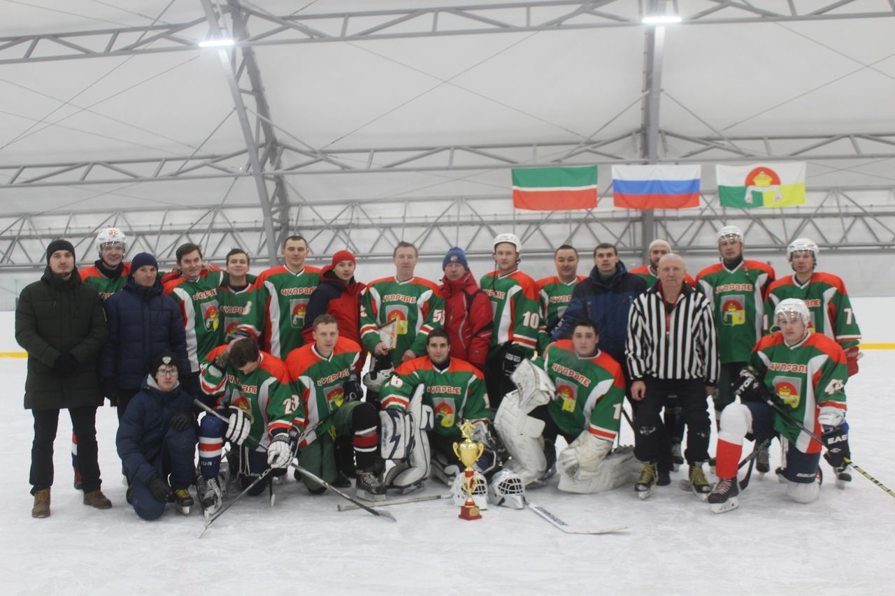 Tурнир по хоккею на кубок главы района и памяти Ильдара Халиуллова в Дрожжаном 2019