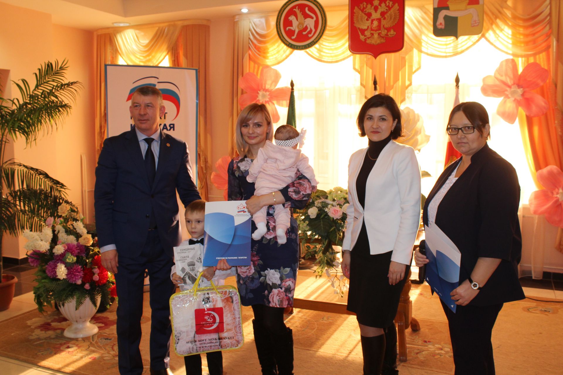 Вручение Сертификата материнский капитал ко Дню Матери в Дрожжаном -2019