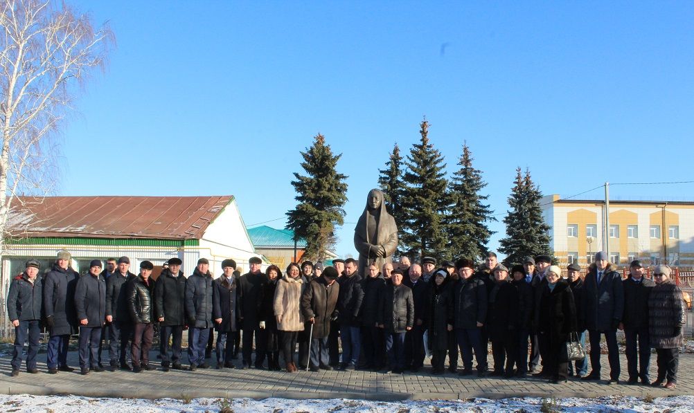 В Дрожжановском районе почтили память Сайфихана Нафиева -2019