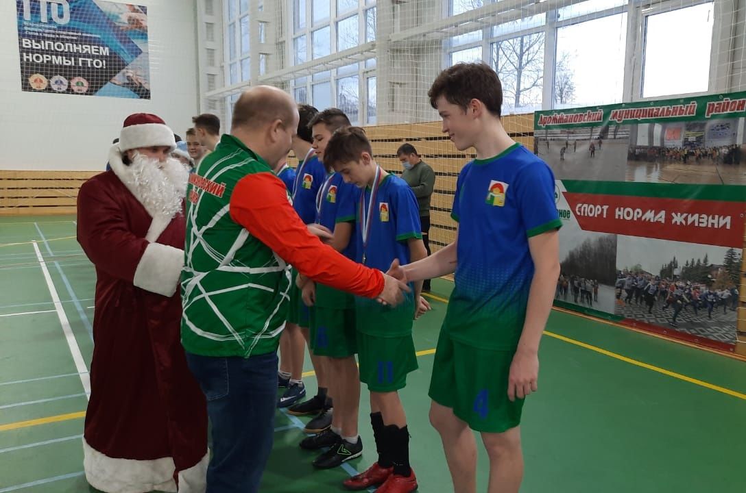 Соревнования по мини-футболу "На призы Деда Мороза" -2021