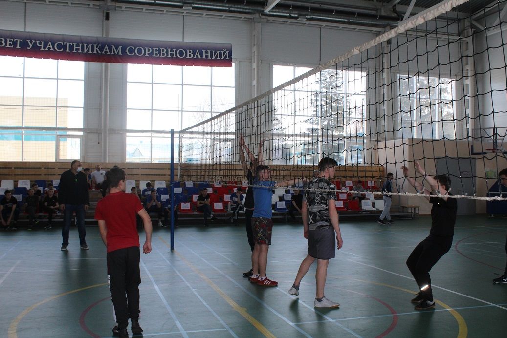 Муниципальный этап Школьной волейбольной лиги в Дрожжаном 2021