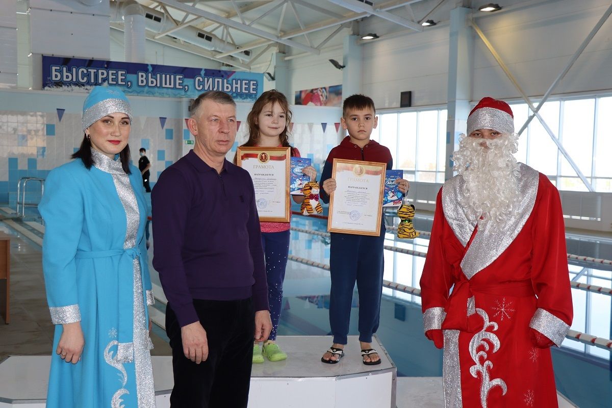 Соревнования по плаванию "Юный дельфин" в Дрожжаном -2021