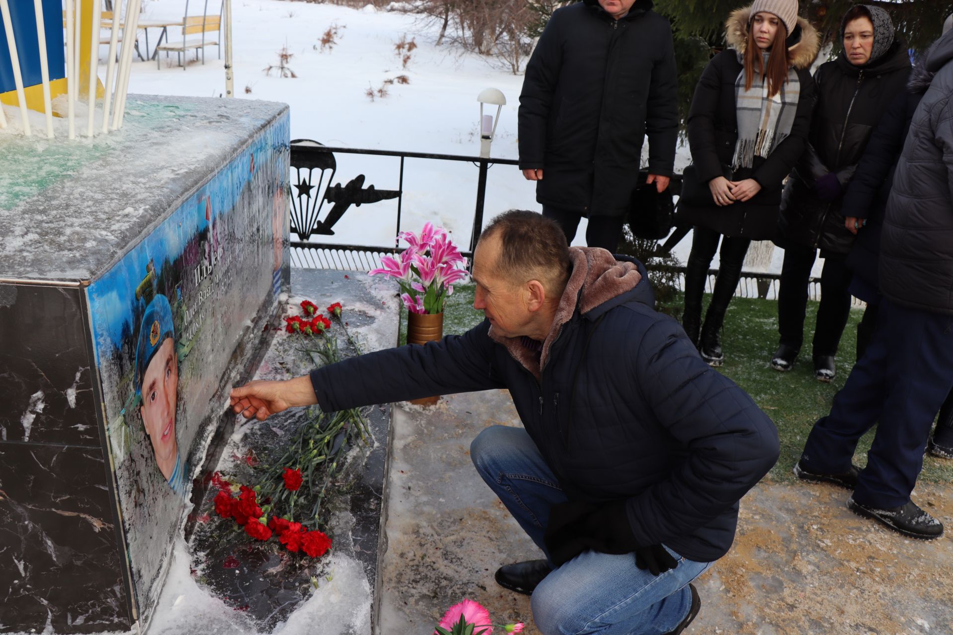В Дрожжановском районе открыли мемориальные доски и школьные мемориалы в память о героях СВО