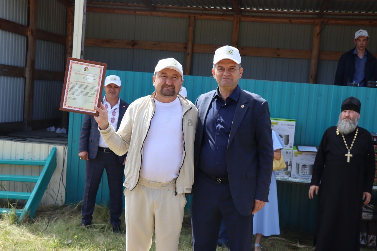 В селе Нижнее Чекурское Дрожжановского района праздновали "День родного края"