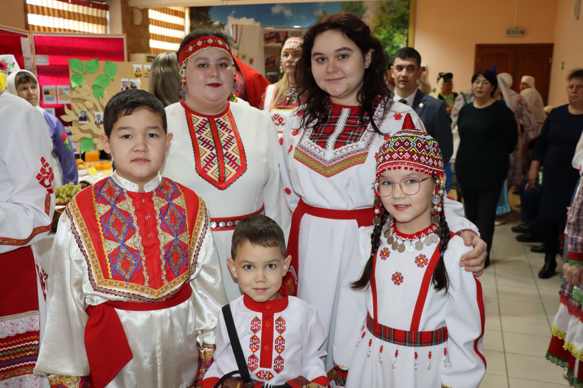 Фестиваль родословной "Эхо веков в истории семьи-Тарихта без эзлебез" в Дрожжановском районе РТ -2024